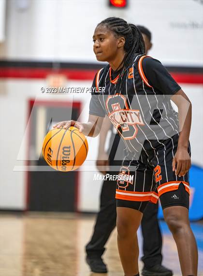 Thumbnail 1 in Oak City Prep vs. North Raleigh Christian Academy (Dreamville Winter Showcase at Berean Academy) photogallery.