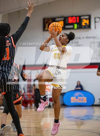 Thumbnail 2 in Oak City Prep vs. North Raleigh Christian Academy (Dreamville Winter Showcase at Berean Academy) photogallery.