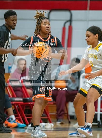 Thumbnail 2 in Oak City Prep vs. North Raleigh Christian Academy (Dreamville Winter Showcase at Berean Academy) photogallery.
