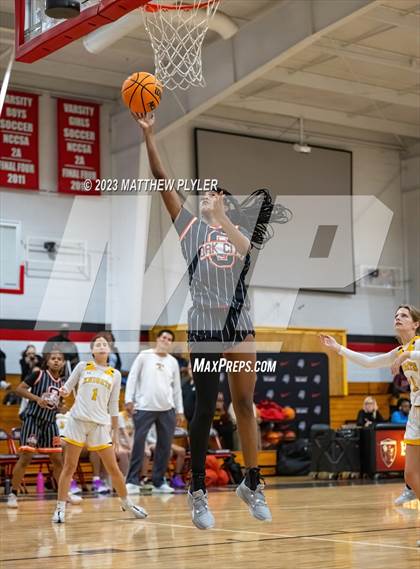 Thumbnail 2 in Oak City Prep vs. North Raleigh Christian Academy (Dreamville Winter Showcase at Berean Academy) photogallery.