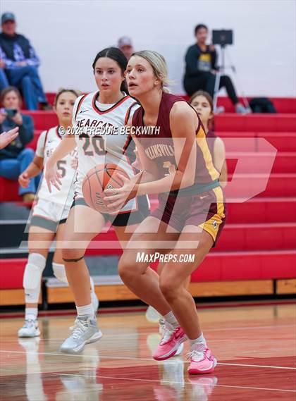 Thumbnail 3 in Collinsville vs Pilot Point (For the Love of the Game Tournament) photogallery.
