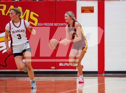 Thumbnail 2 in Collinsville vs Pilot Point (For the Love of the Game Tournament) photogallery.