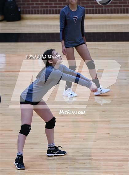 Thumbnail 3 in North Side vs. Granbury photogallery.