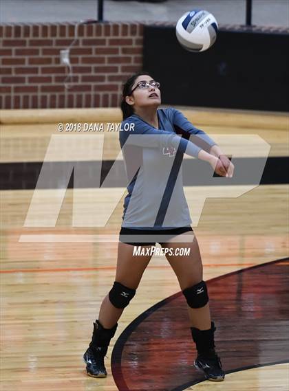 Thumbnail 2 in North Side vs. Granbury photogallery.