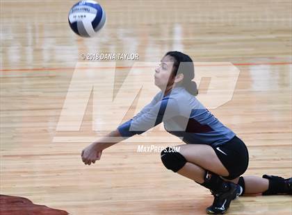 Thumbnail 1 in North Side vs. Granbury photogallery.