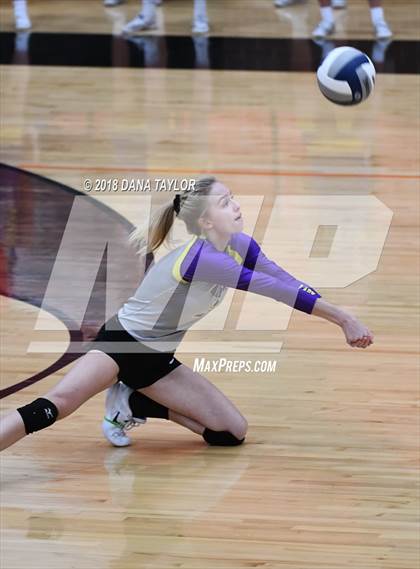 Thumbnail 2 in North Side vs. Granbury photogallery.