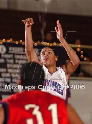 Thumbnail 3 in Cornerstone vs. Christian Brothers (St. Hope Holiday Classic) photogallery.