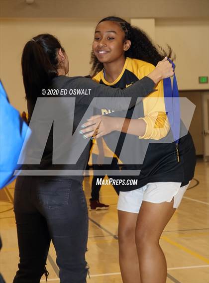 Thumbnail 2 in Montgomery vs. Alameda (CIF NCS D2 Final) photogallery.