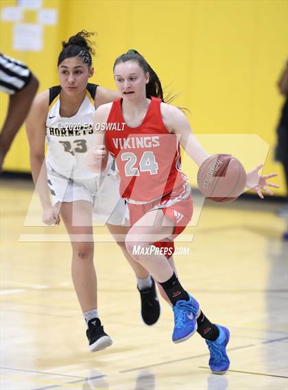 Thumbnail 2 in Montgomery vs. Alameda (CIF NCS D2 Final) photogallery.