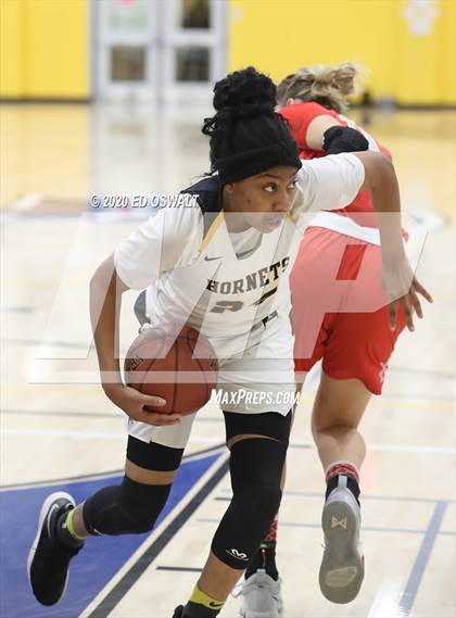 Thumbnail 1 in Montgomery vs. Alameda (CIF NCS D2 Final) photogallery.