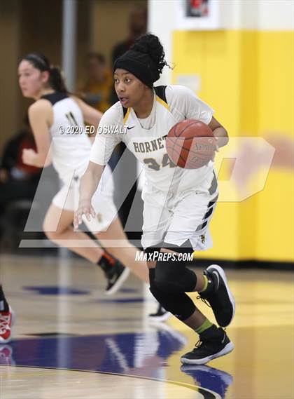 Thumbnail 2 in Montgomery vs. Alameda (CIF NCS D2 Final) photogallery.
