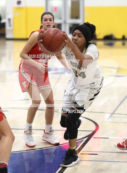Thumbnail 3 in Montgomery vs. Alameda (CIF NCS D2 Final) photogallery.