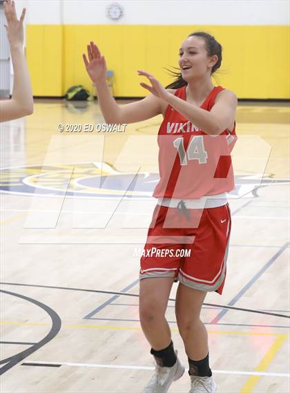 Thumbnail 3 in Montgomery vs. Alameda (CIF NCS D2 Final) photogallery.