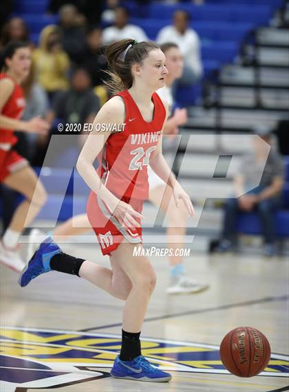 Thumbnail 2 in Montgomery vs. Alameda (CIF NCS D2 Final) photogallery.
