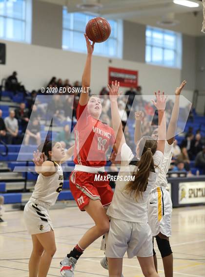 Thumbnail 2 in Montgomery vs. Alameda (CIF NCS D2 Final) photogallery.