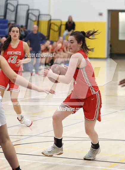 Thumbnail 3 in Montgomery vs. Alameda (CIF NCS D2 Final) photogallery.