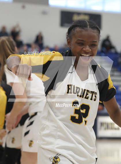 Thumbnail 3 in Montgomery vs. Alameda (CIF NCS D2 Final) photogallery.