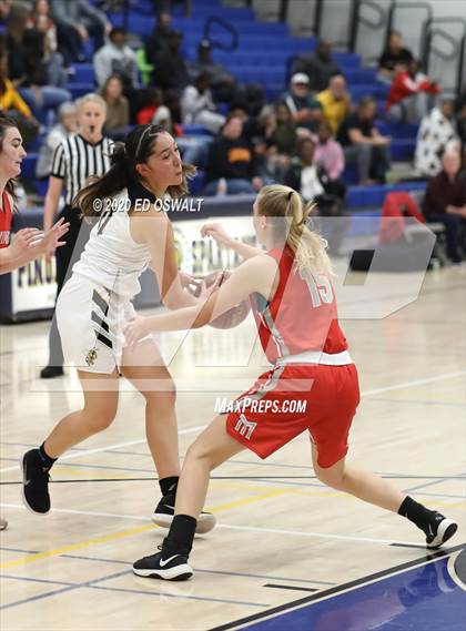 Thumbnail 3 in Montgomery vs. Alameda (CIF NCS D2 Final) photogallery.