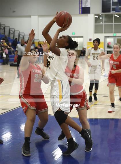 Thumbnail 2 in Montgomery vs. Alameda (CIF NCS D2 Final) photogallery.
