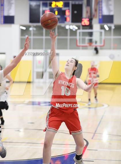 Thumbnail 2 in Montgomery vs. Alameda (CIF NCS D2 Final) photogallery.