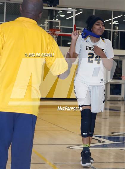 Thumbnail 2 in Montgomery vs. Alameda (CIF NCS D2 Final) photogallery.