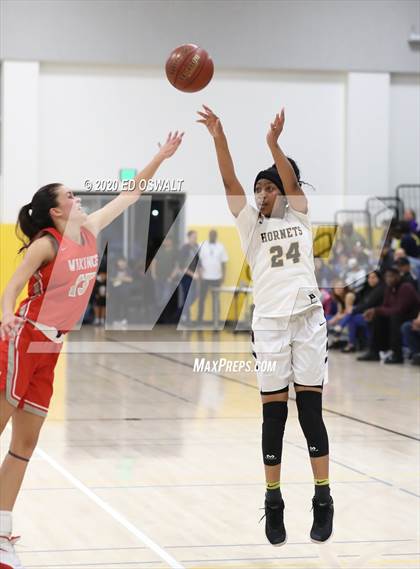 Thumbnail 1 in Montgomery vs. Alameda (CIF NCS D2 Final) photogallery.
