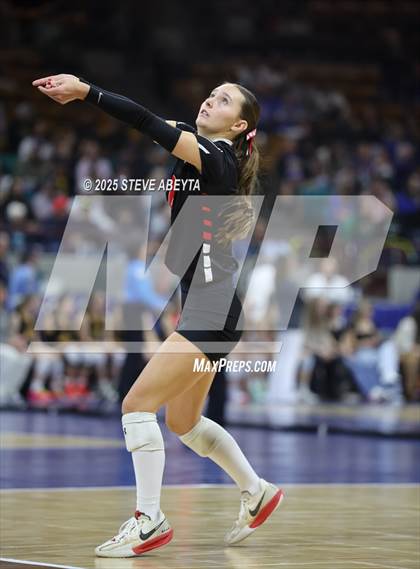 Thumbnail 2 in Sterling vs. Gunnison (CHSAA 3A First Round) photogallery.