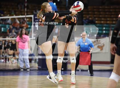 Thumbnail 1 in Sterling vs. Gunnison (CHSAA 3A First Round) photogallery.