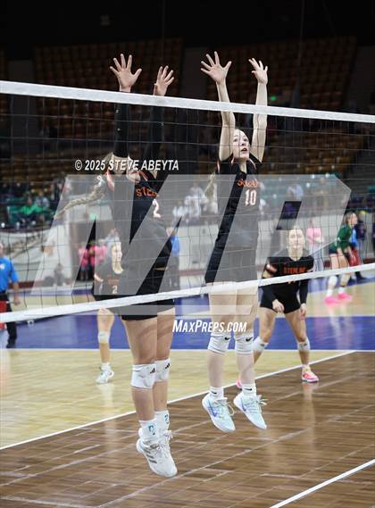 Thumbnail 1 in Sterling vs. Gunnison (CHSAA 3A First Round) photogallery.