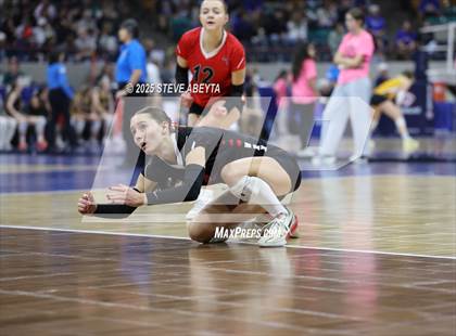 Thumbnail 1 in Sterling vs. Gunnison (CHSAA 3A First Round) photogallery.