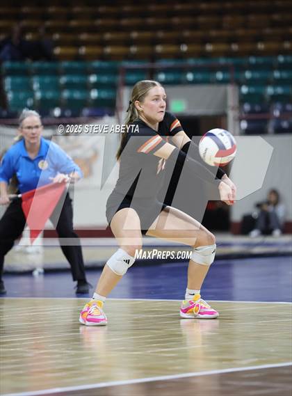 Thumbnail 1 in Sterling vs. Gunnison (CHSAA 3A First Round) photogallery.