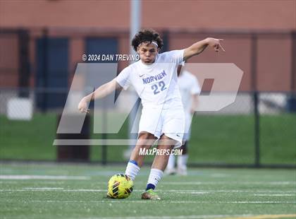 Thumbnail 1 in Great Bridge v Norview (VHSL Class 5 Quarterfinal) photogallery.