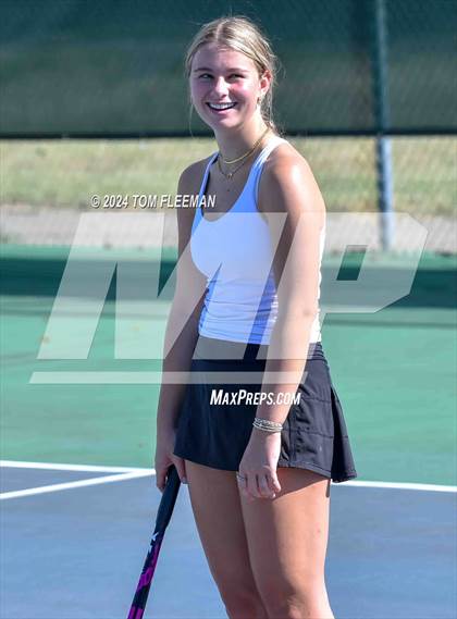 Thumbnail 3 in JV: Sunflower League Girl's JV Dual (Shawnee Mission South) photogallery.