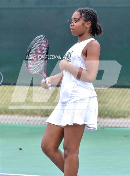 Thumbnail 3 in JV: Sunflower League Girl's JV Dual (Shawnee Mission South) photogallery.