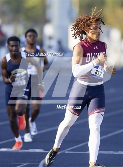 Thumbnail 1 in Bob Hayes Invitational (4x400m) photogallery.