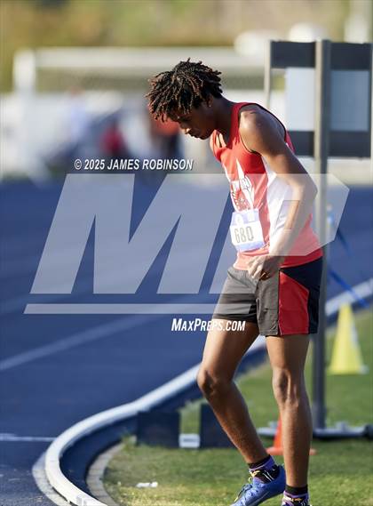 Thumbnail 1 in Bob Hayes Invitational (4x400m) photogallery.