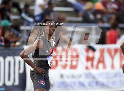 Thumbnail 3 in Bob Hayes Invitational (4x400m) photogallery.