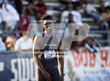 Thumbnail 1 in Bob Hayes Invitational (4x400m) photogallery.