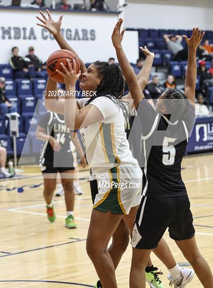 Thumbnail 3 in Rock Bridge vs Link (Sophie Cunningham Classic) photogallery.