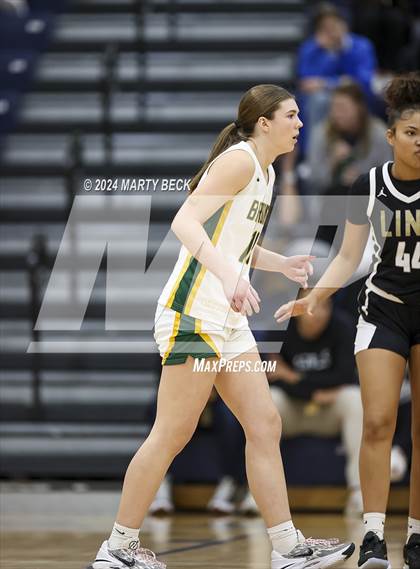Thumbnail 3 in Rock Bridge vs Link (Sophie Cunningham Classic) photogallery.