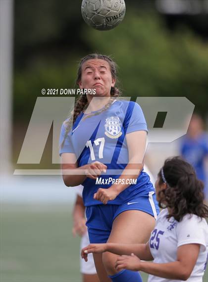 Thumbnail 3 in Shadow Hills @ San Dimas (CIF SS Division 4 Semifinal) photogallery.