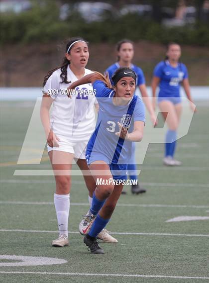 Thumbnail 3 in Shadow Hills @ San Dimas (CIF SS Division 4 Semifinal) photogallery.