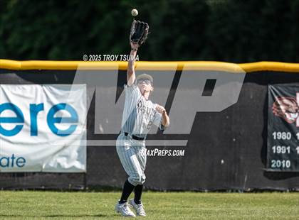Thumbnail 2 in Jesuit @ Beaverton photogallery.