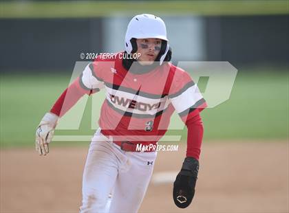Thumbnail 3 in Grantsville vs. South Summit (UHSAA 3A Super regional) photogallery.