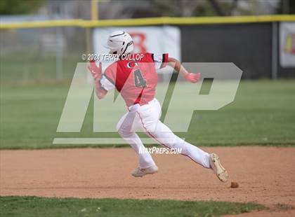 Thumbnail 3 in Grantsville vs. South Summit (UHSAA 3A Super regional) photogallery.