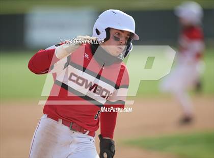 Thumbnail 1 in Grantsville vs. South Summit (UHSAA 3A Super regional) photogallery.