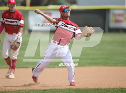 Thumbnail 2 in Grantsville vs. South Summit (UHSAA 3A Super regional) photogallery.