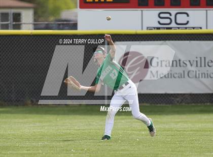 Thumbnail 2 in Grantsville vs. South Summit (UHSAA 3A Super regional) photogallery.