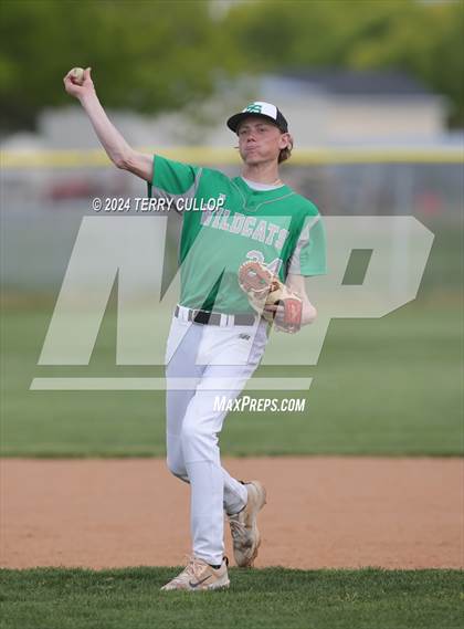 Thumbnail 2 in Grantsville vs. South Summit (UHSAA 3A Super regional) photogallery.
