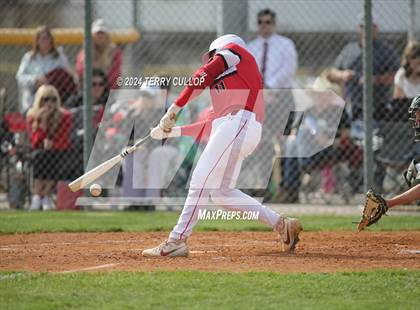 Thumbnail 2 in Grantsville vs. South Summit (UHSAA 3A Super regional) photogallery.